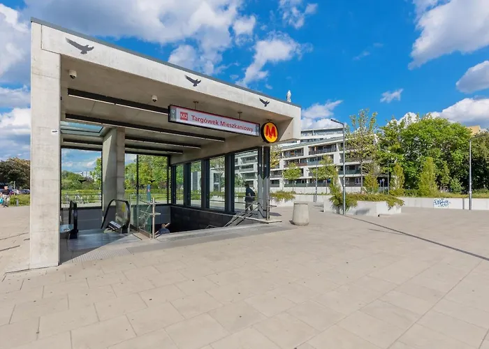Metro Targowek Spacious With Parking By Renters Lägenhet Warszawa