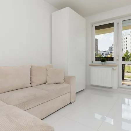 Apartman Metro Targowek Spacious With Parking By Renters