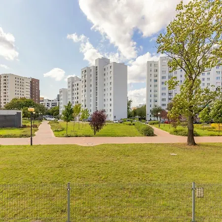 Apartment Metro Targowek Spacious With Parking By Renters *